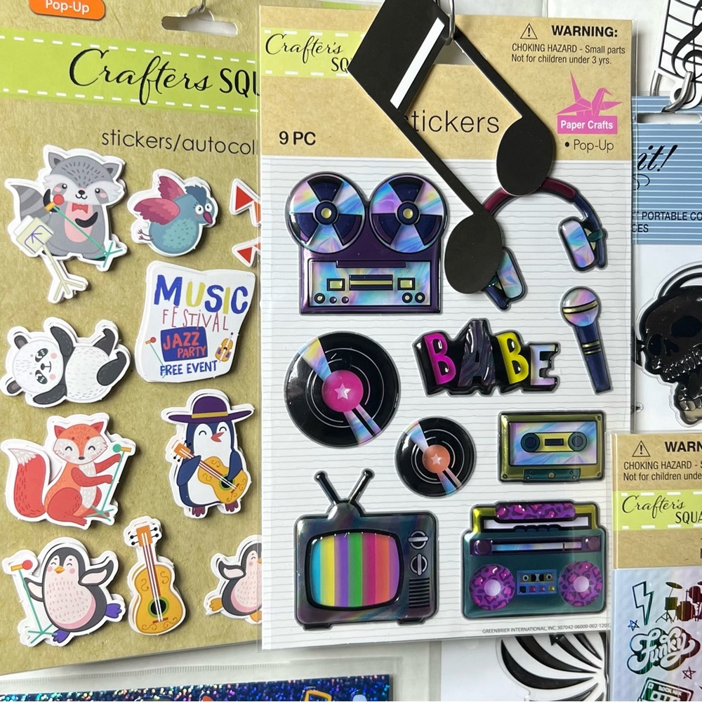ROCK OUT GIFT SET - Picture 12 of 16